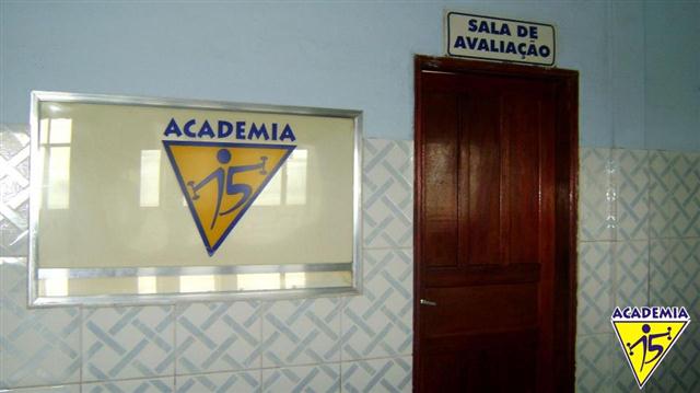 ACADEMIA EM LOTE XV BELFORD ROXO