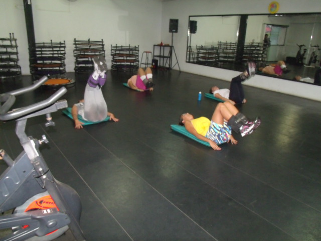 ACADEMIA EM QUISSAMA NO MUNICIPIO DO RIO DE JANEIRO - ACADEMIA QUISSA FITNESS