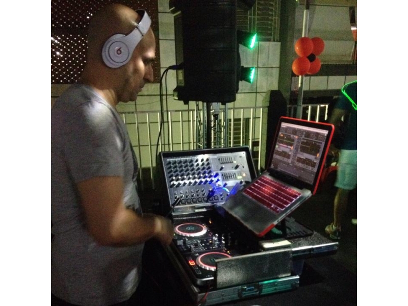 DJ SOM E IMAGEM PARA EVENTOS NA BARRA DA TIJUCA - RJ