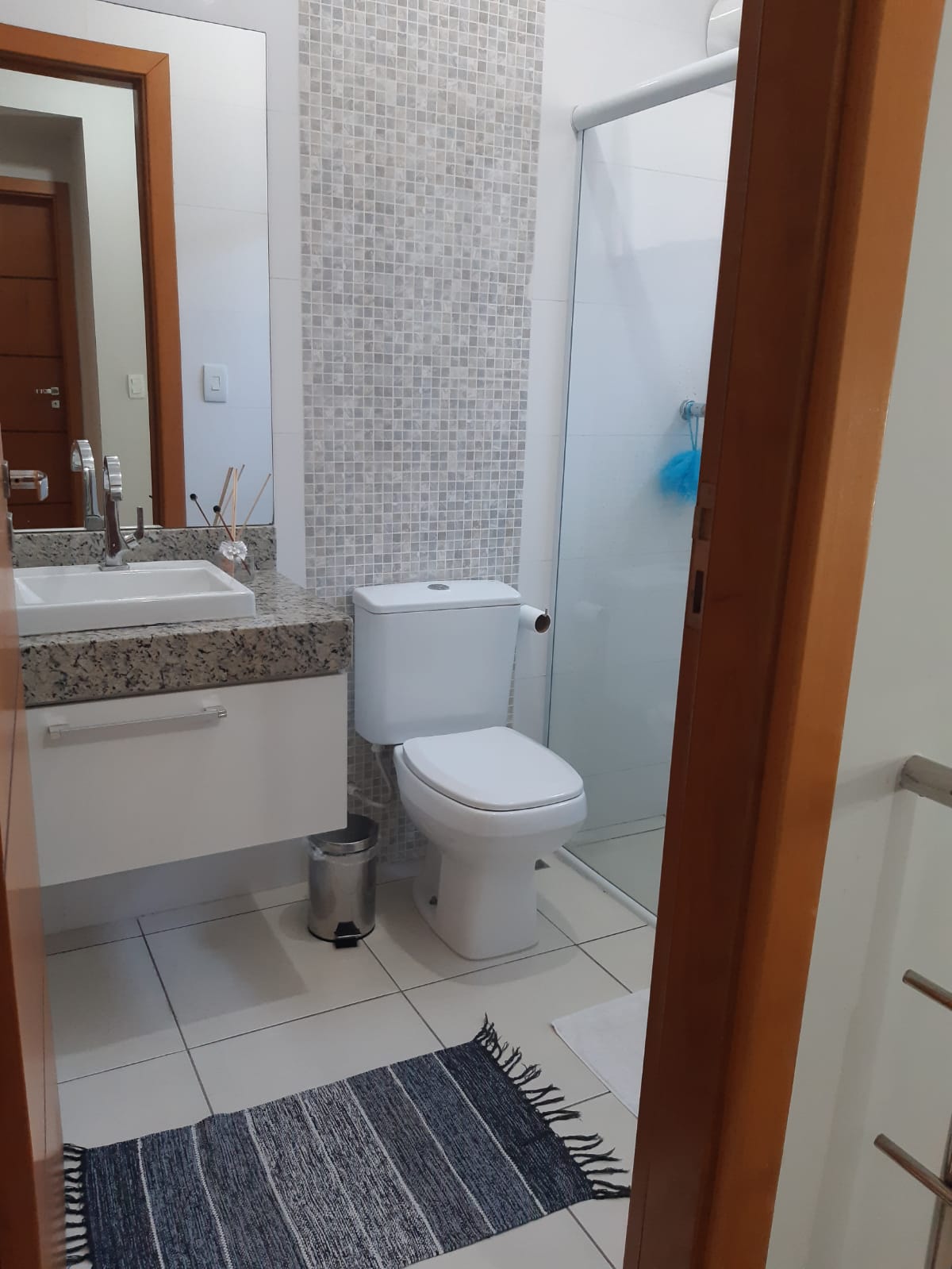 CASA DUPLEX DE 3 QUARTOS COM GARAGEM A VENDA EM VOLTA REDONDA RJ